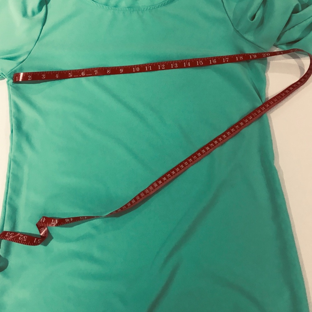 Green Dress. - Picture 3 of 3
